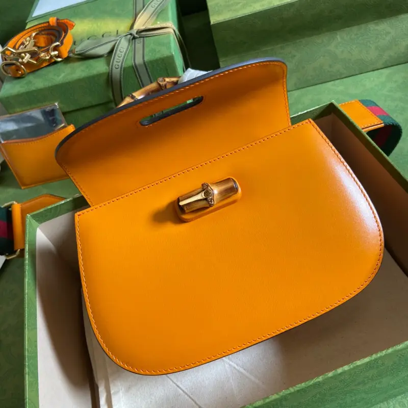 675797 CM 14 High-Quality Bags - Image 6