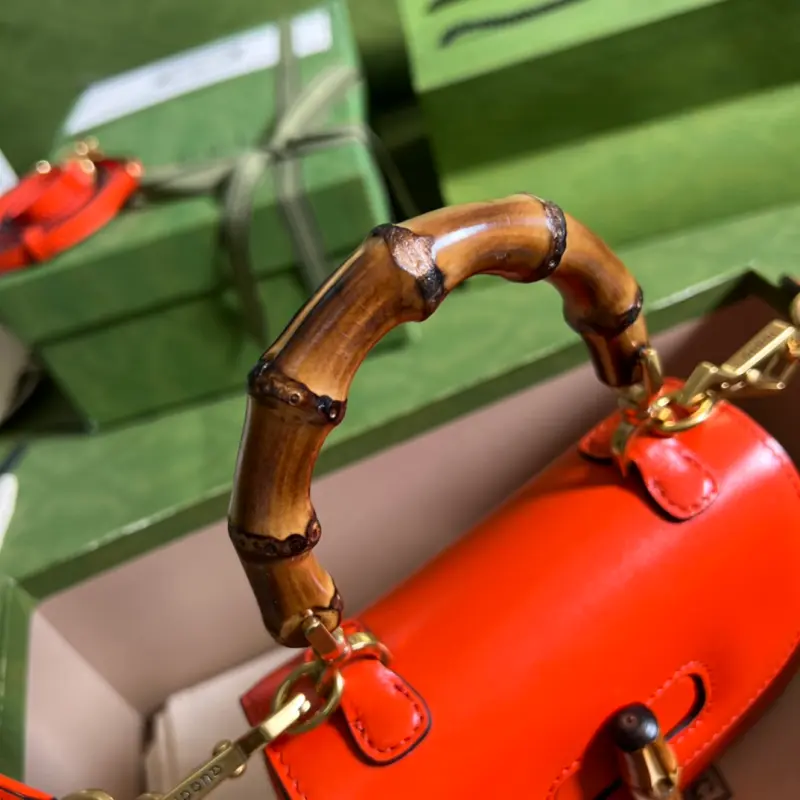 686864 CM 7 High-Quality Bags - Image 6