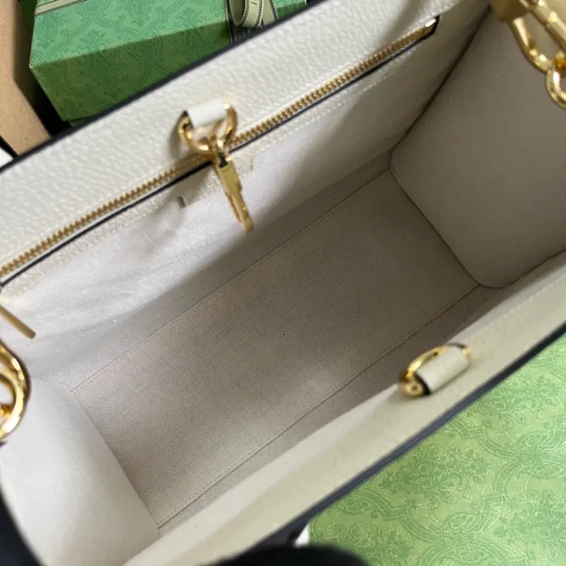 680956 CM 2 High-Quality Bags - Image 6