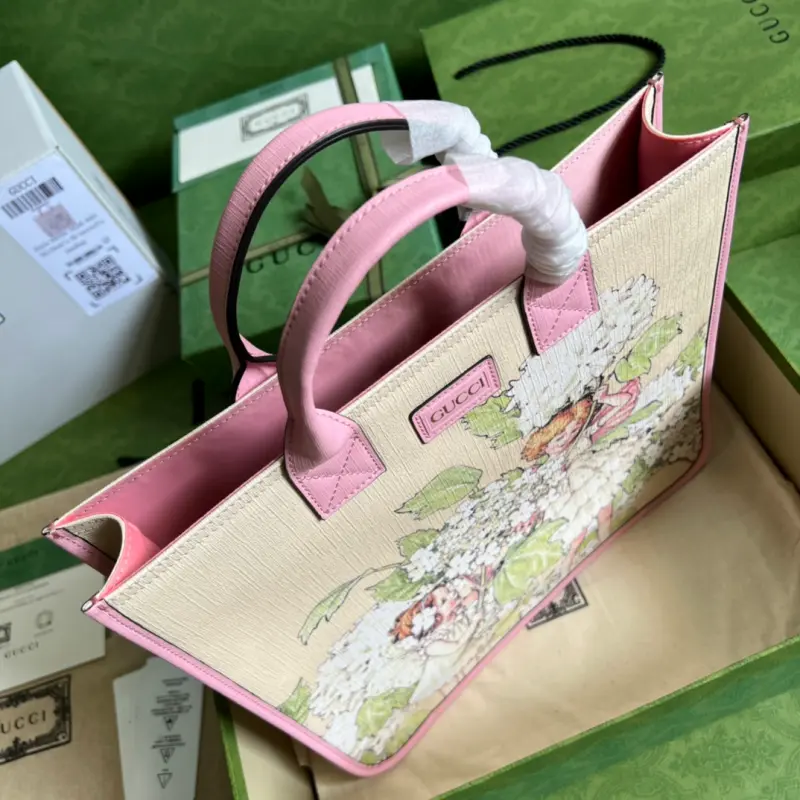 550763 CM 4 High-Quality Bags - Image 6