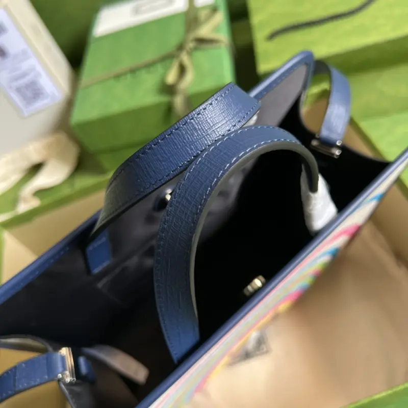 630542 CM 3 High-Quality Bags - Image 6