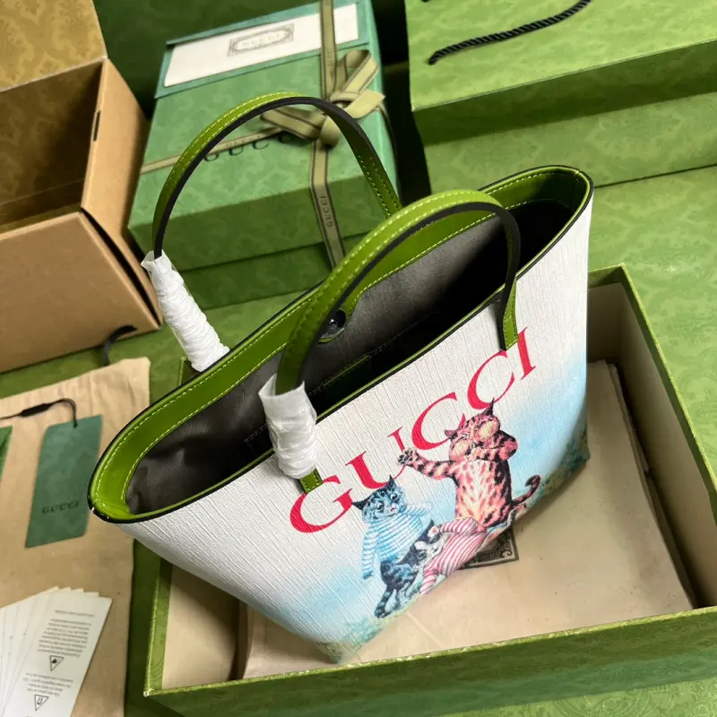 410812 CM 10 High-Quality Bags - Image 6