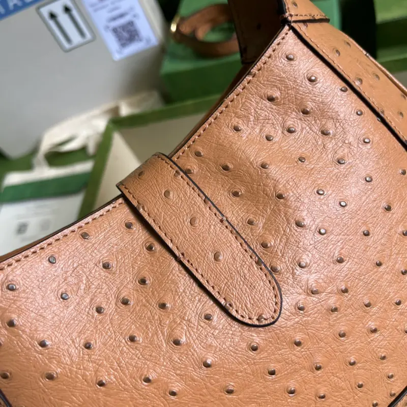 636709 CM 2 High-Quality Bags - Image 6