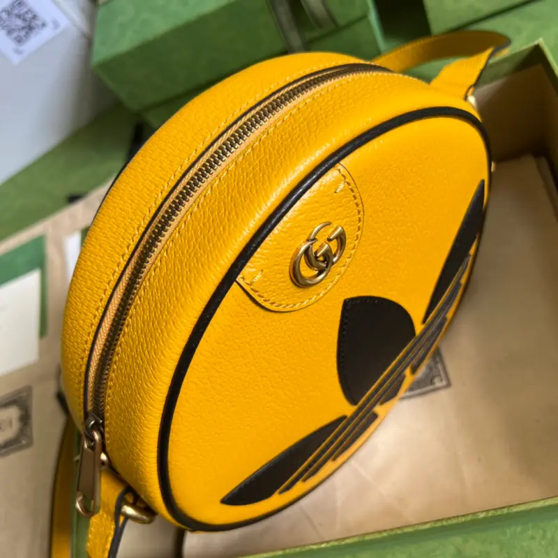 702626 CM 3 High-Quality Bags - Image 6