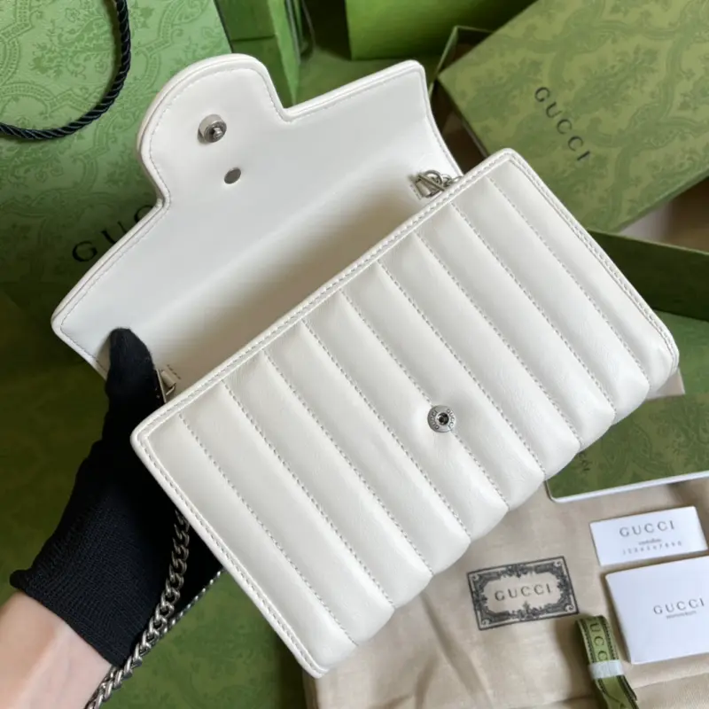 476433 CM 8 High-Quality Bags - Image 6