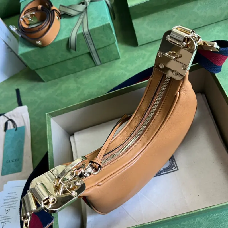 699409 CM 3 High-Quality Bags - Image 6