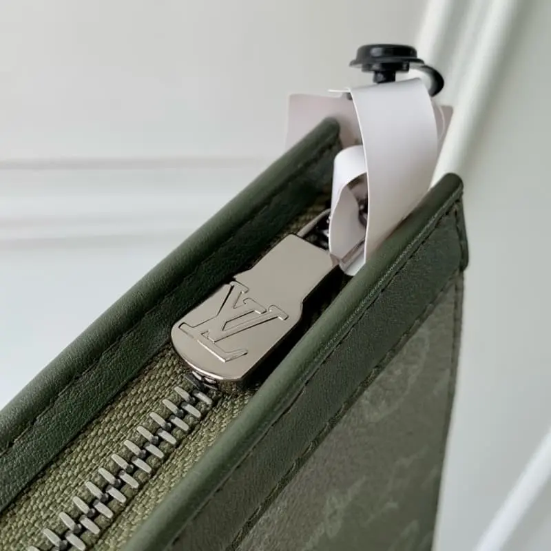 M61692 Grey Green 26x20x5cm High Quality Bags - Image 6