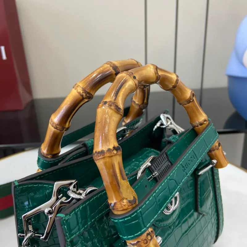 702732 CM 1 High-Quality Bags - Image 6