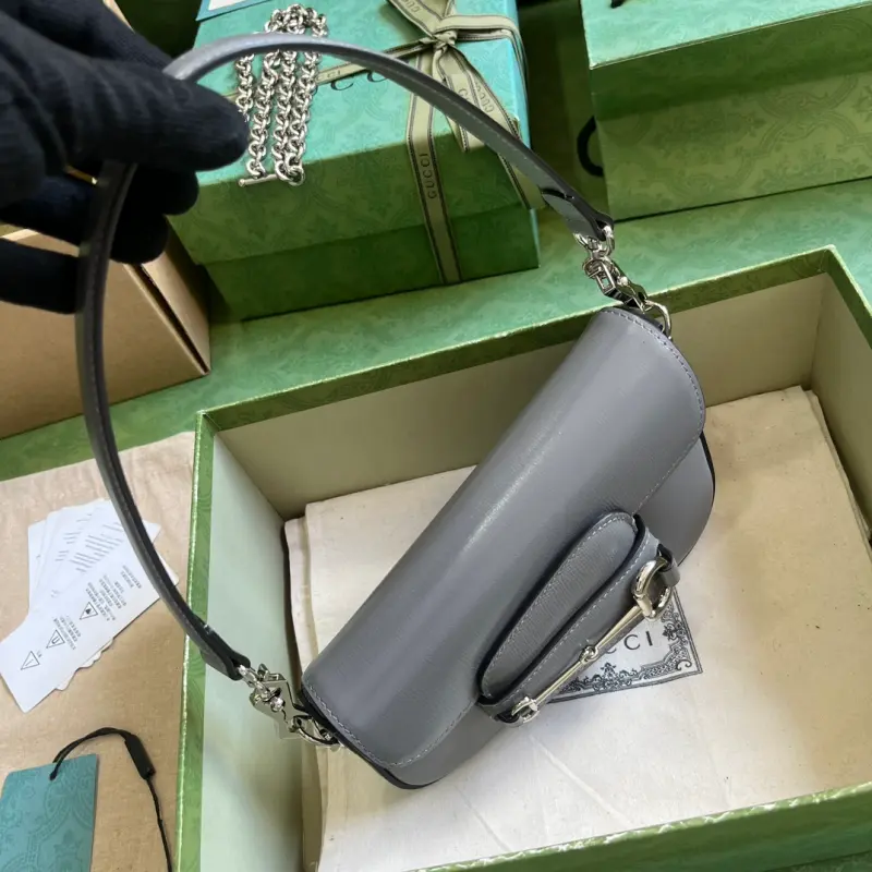 774209 CM 5 High-Quality Bags - Image 6