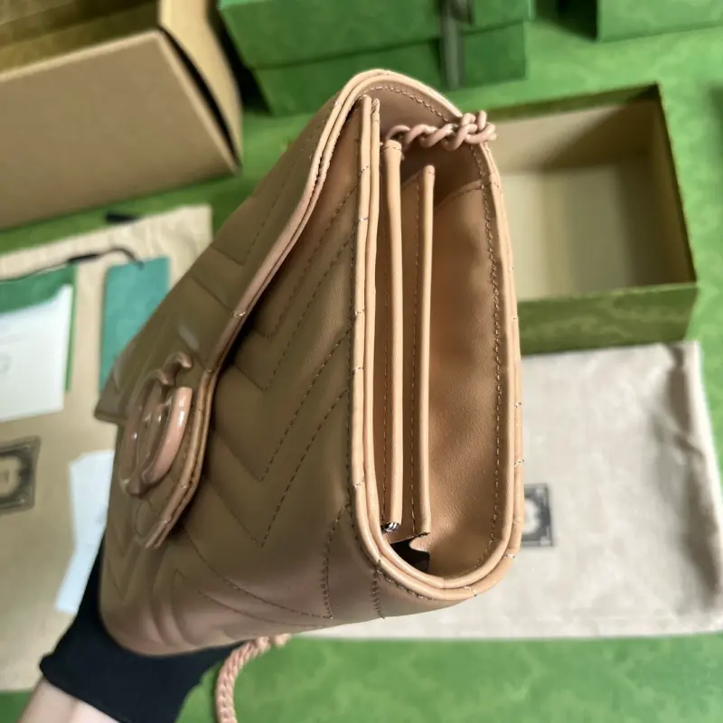 474575 CM 6 High-Quality Bags - Image 6