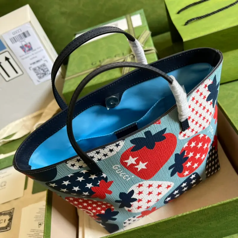 410812 CM 32 High-Quality Bags - Image 6