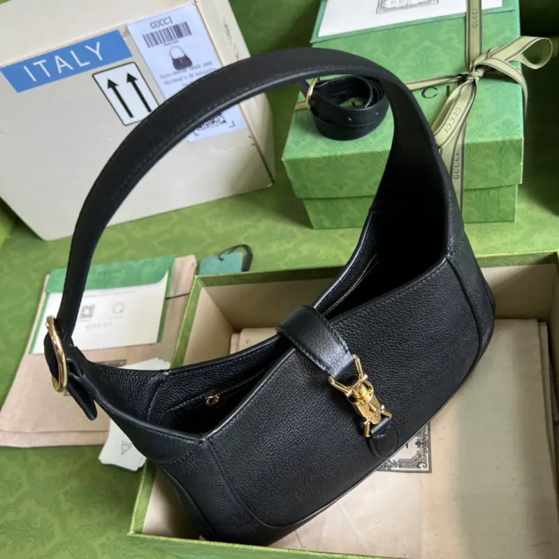 636709 CM 2 High-Quality Bags - Image 6