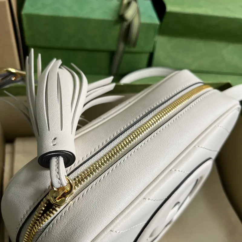 742360 CM 7 High-Quality Bags - Image 6