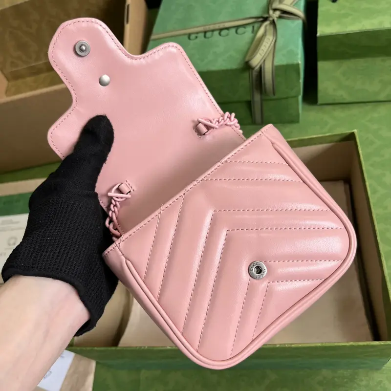 739599 CM 3 High-Quality Bags - Image 6