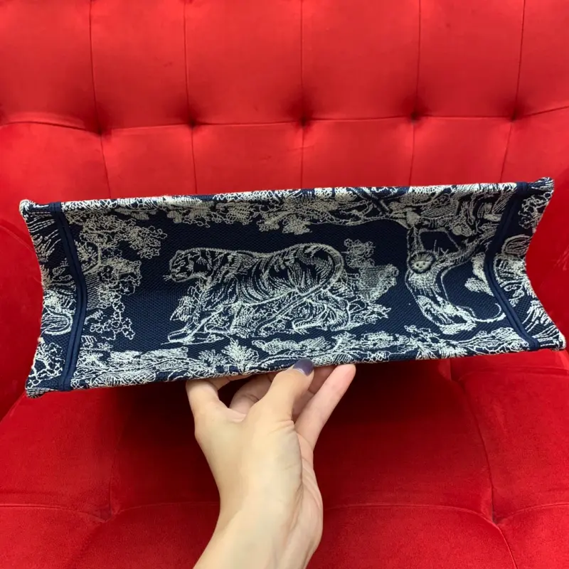 ML253 3 High Quality Bags - Image 6