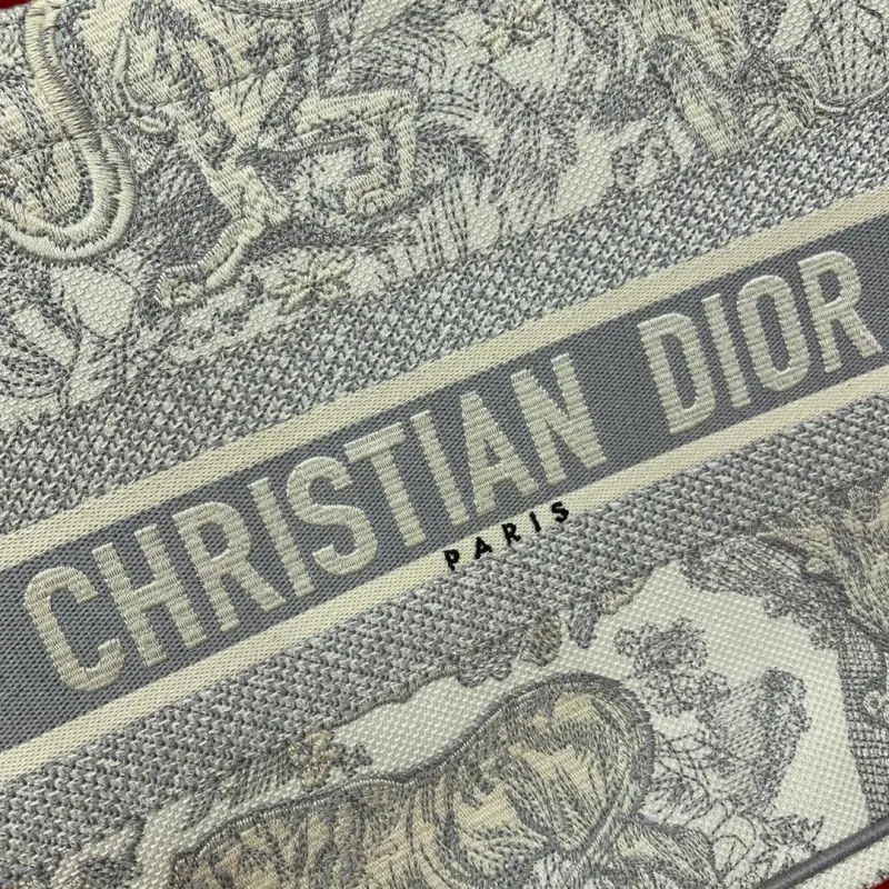 ML253 2 High Quality Bags - Image 6