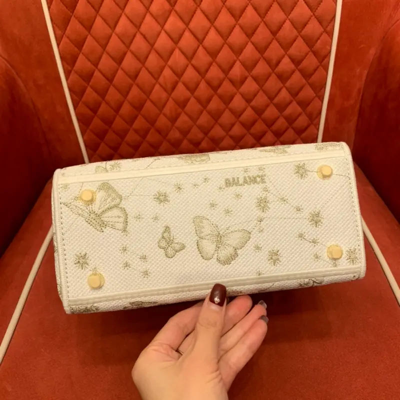 ML194 1 High Quality Bags - Image 6