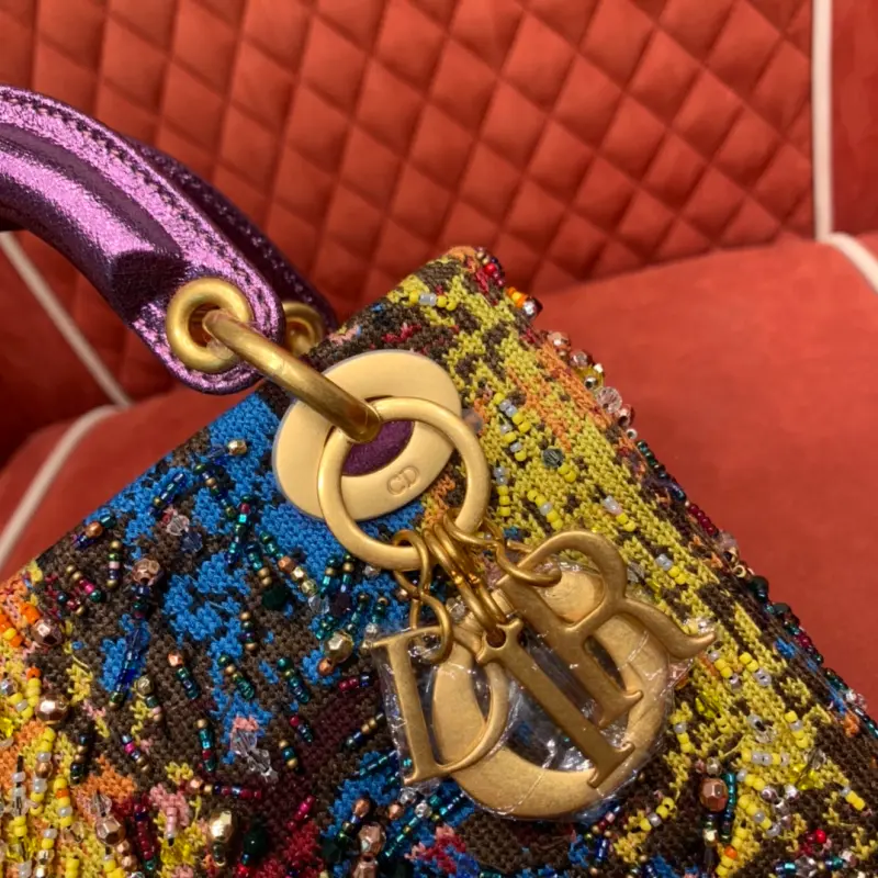 ML195 High Quality Bags - Image 6