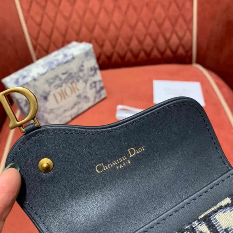 ML189 2 High Quality Bags - Image 6