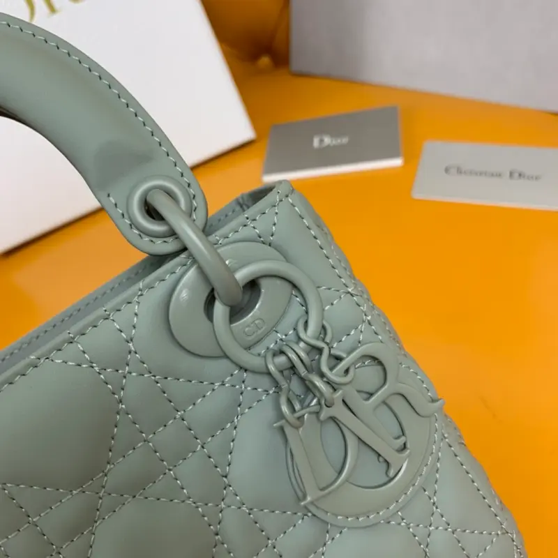 ML184 3 High Quality Bags - Image 6