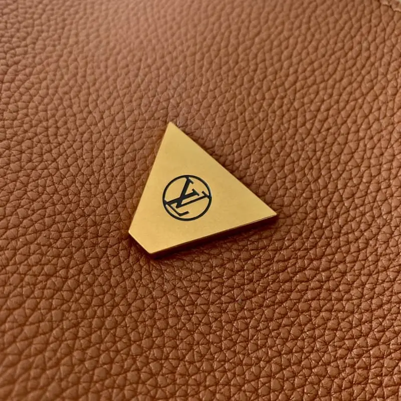 M24640 Brown 27x19x9cm High Quality Bags - Image 6