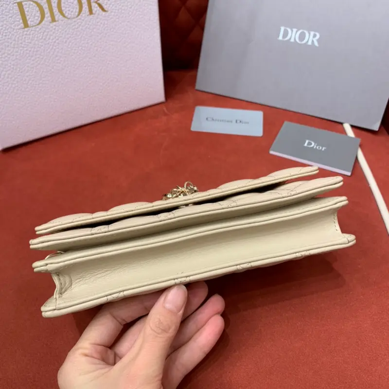 ML186 1 High Quality Bags - Image 6