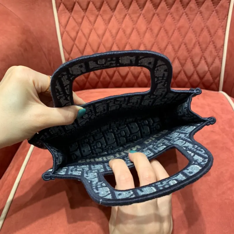 ML155 1 High Quality Bags - Image 6