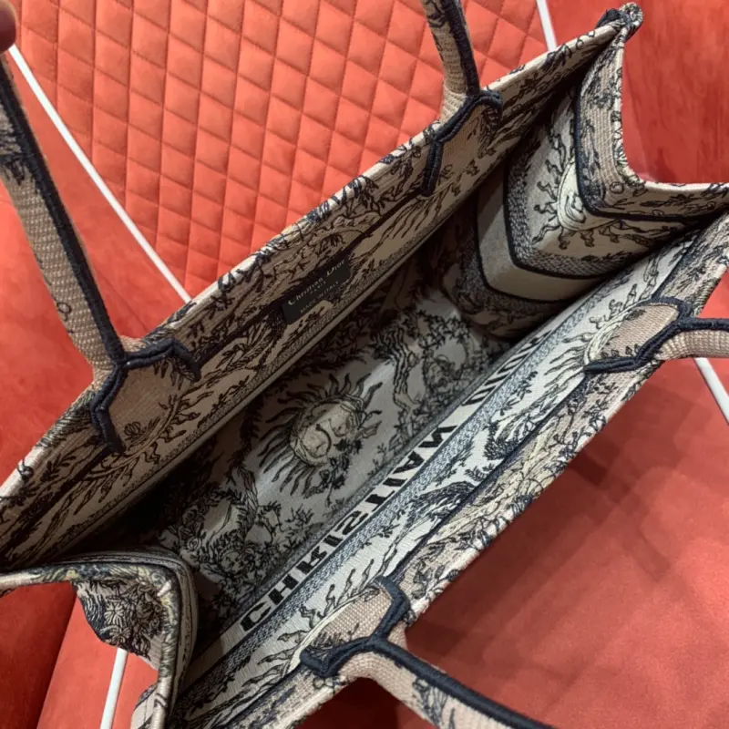 ML151 3 High Quality Bags - Image 6