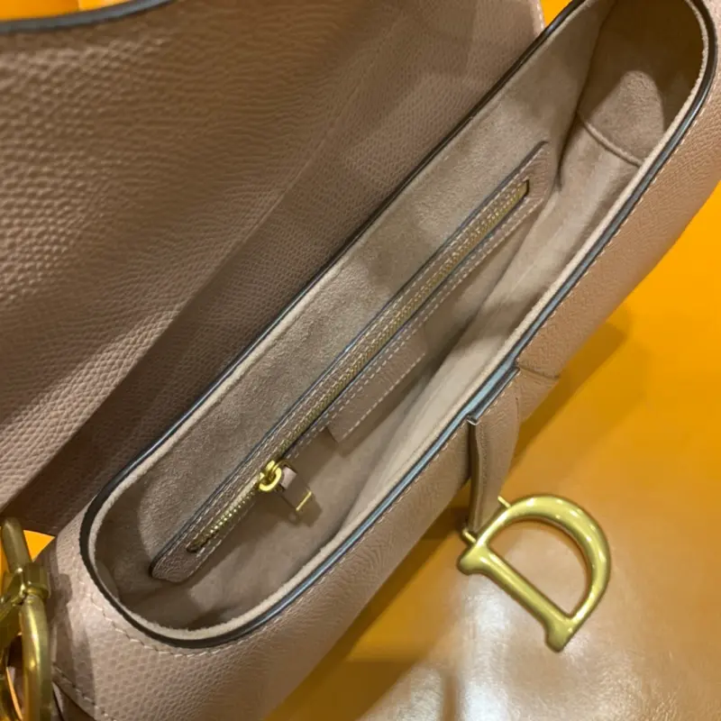 ML120 3 High Quality Bags - Image 6