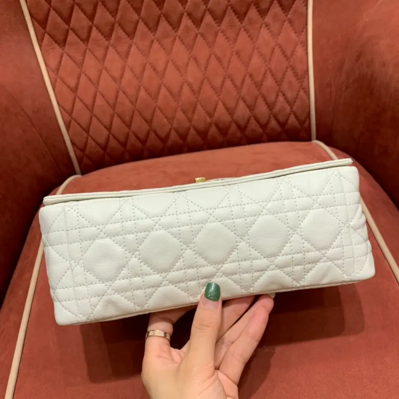 ML103 4 High Quality Bags - Image 6