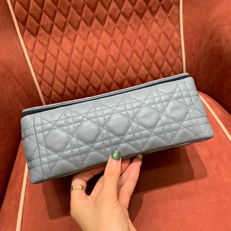 ML103 2 High Quality Bags - Image 6