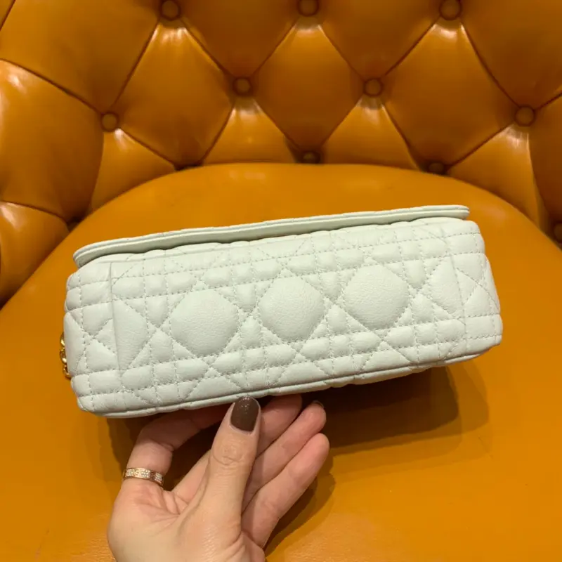 ML102 1 High Quality Bags - Image 5