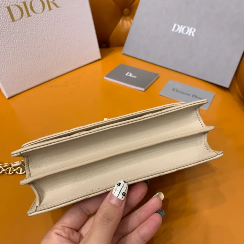 ML101 Creamy Apricot High Quality Bags - Image 7