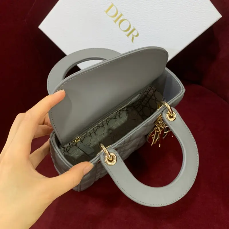 ML83 High Quality Bags - Image 6