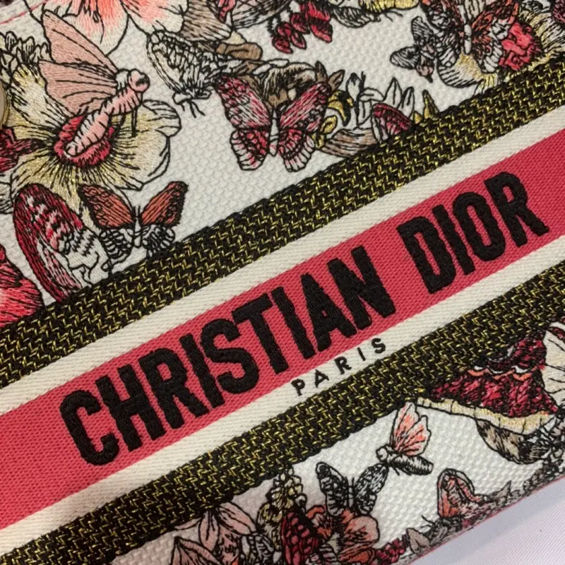 ML49 High Quality Bags - Image 6