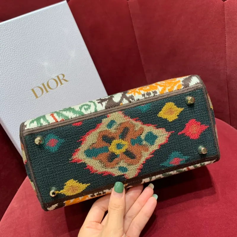 ML39 High Quality Bags - Image 6