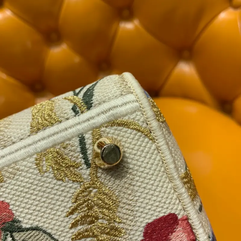 ML38 High Quality Bags - Image 6