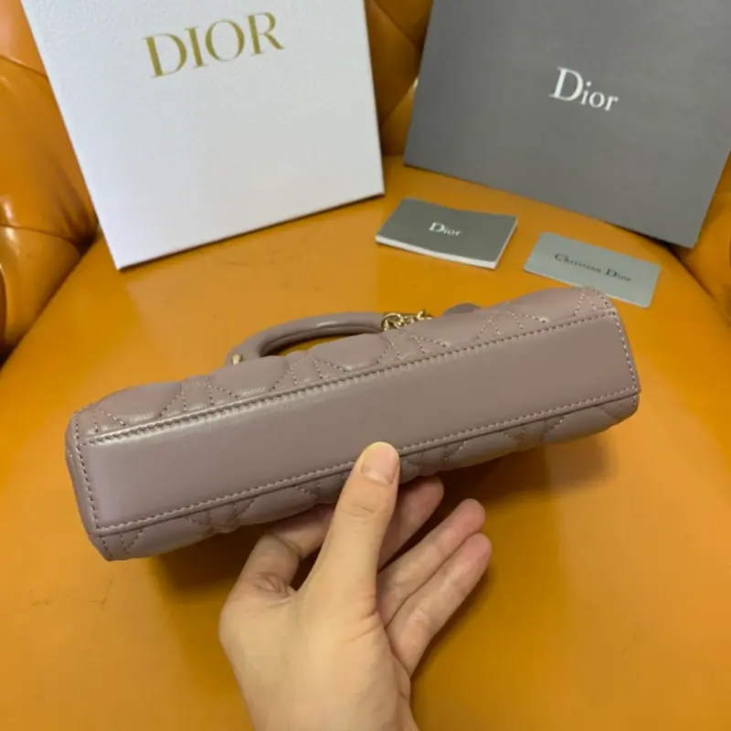 ML24 3 High Quality Bags - Image 6