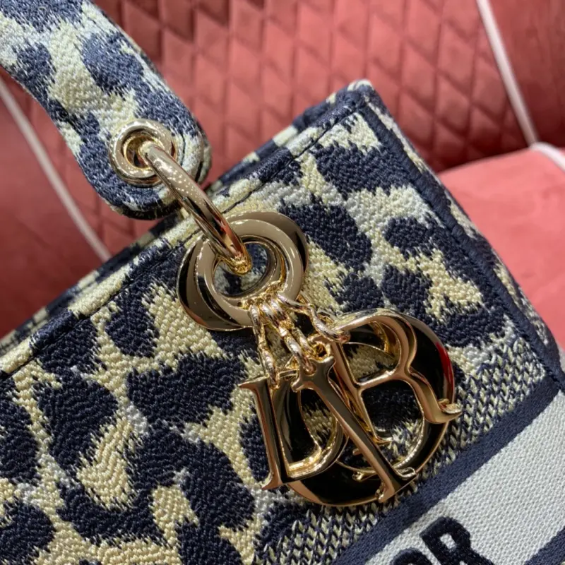 ML22 High Quality Bags - Image 6