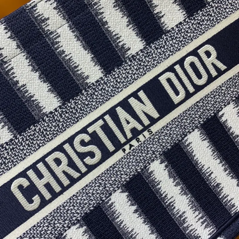 ML6 High Quality Bags - Image 5