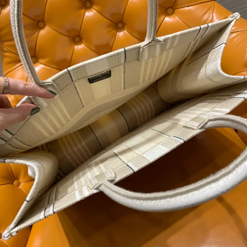 ML4 High Quality Bags - Image 5