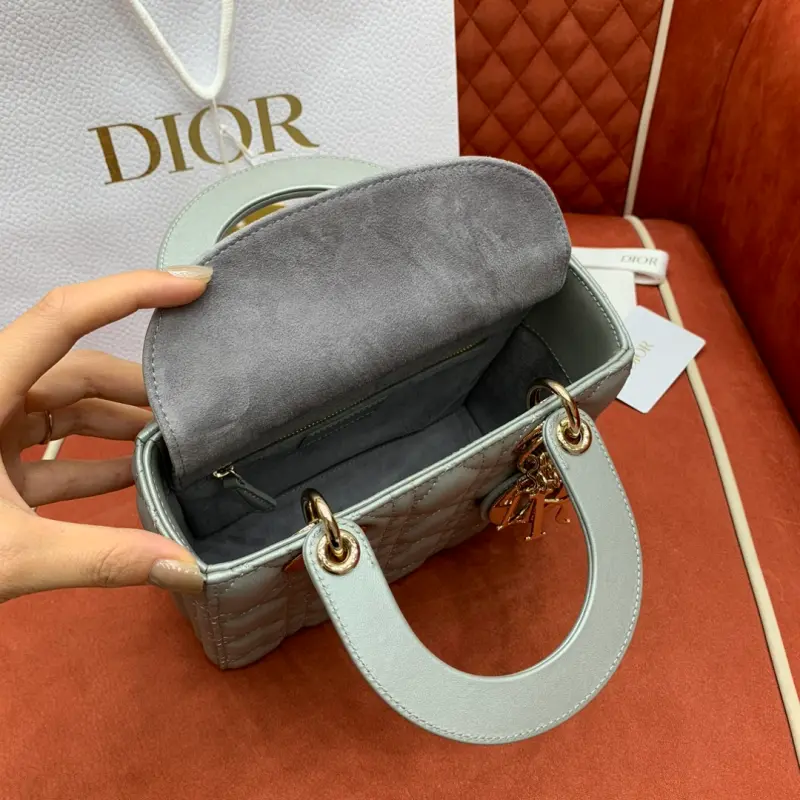 ML237 7 Pearl Gray High Quality Bags - Image 11