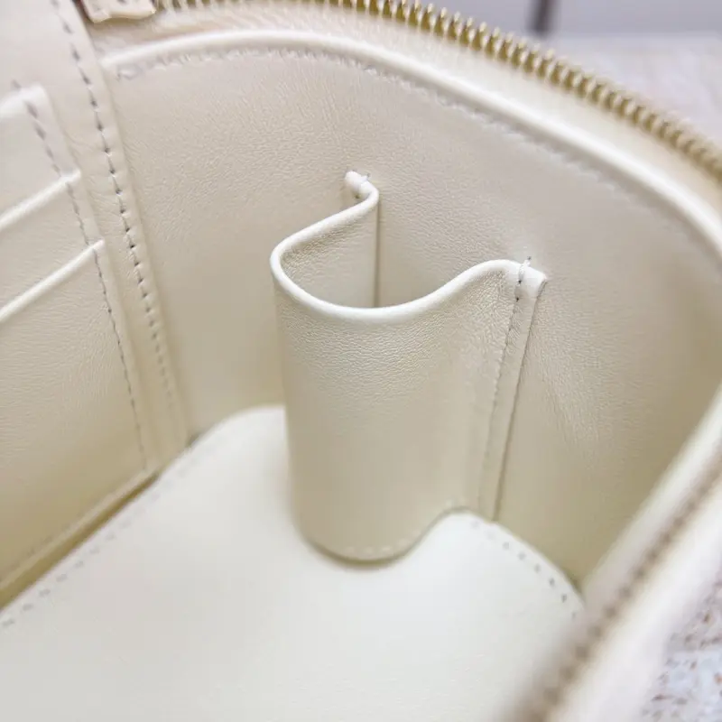 25c Handle Box High Quality Bags - Image 10