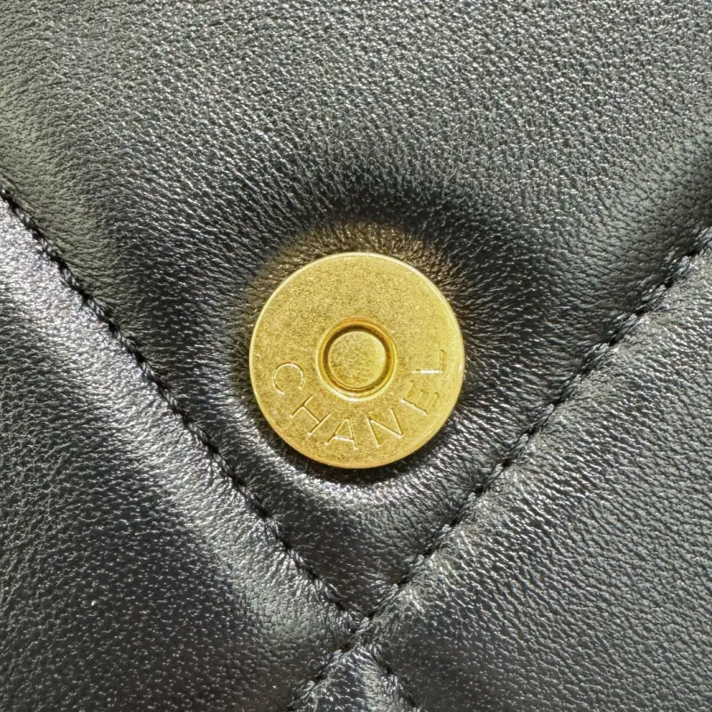 19Week CM 4 High Quality Bags - Image 10