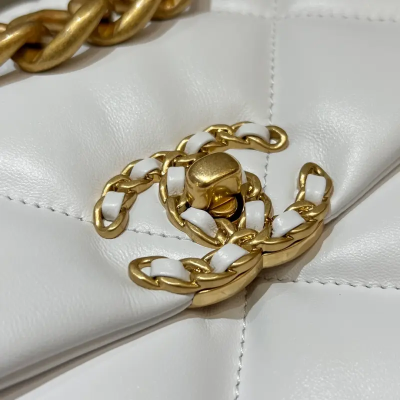 19BAG Medium 30cm CM 2 High Quality Bags - Image 6