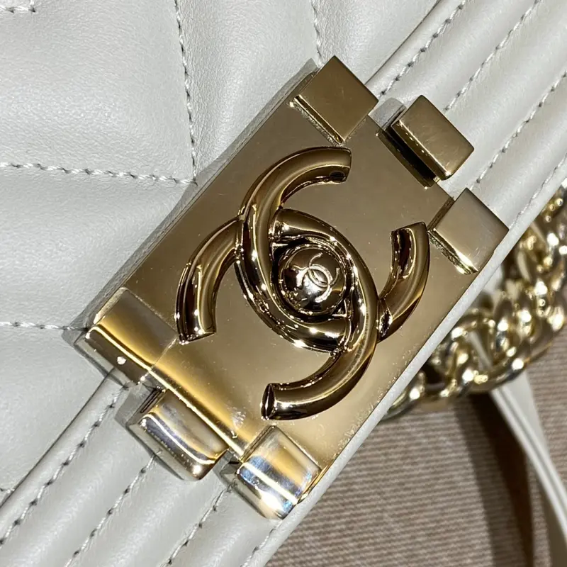 Leboy Trumpet 20cm Large V Leather Tire High Quality Bags - Image 6