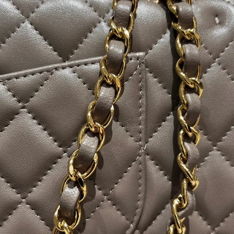 Medium 25cm Sheepskin CM 10 High Quality Bags - Image 5