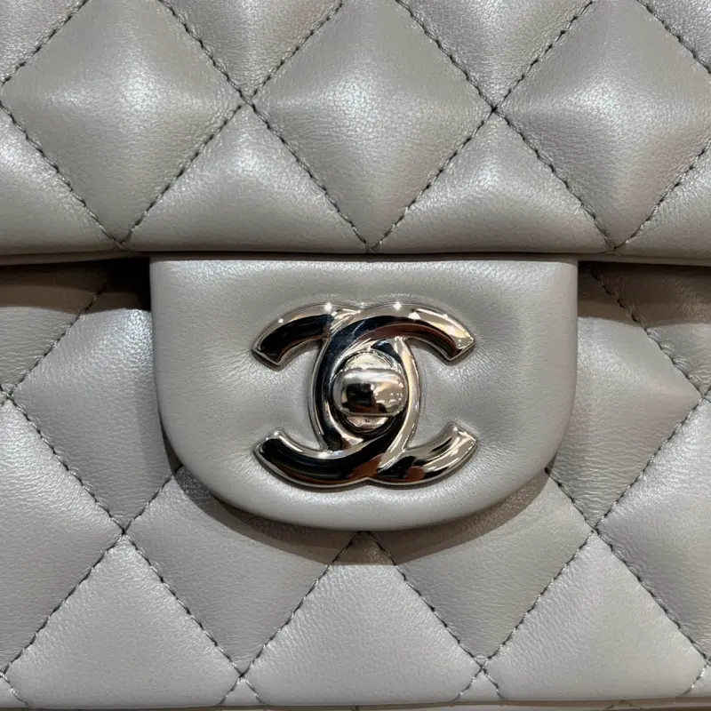 Medium 25cm Lamb Leather CM 18 High Quality Bags - Image 6