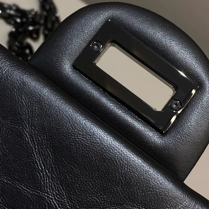 Medium 24cm 4 High Quality Bags - Image 6