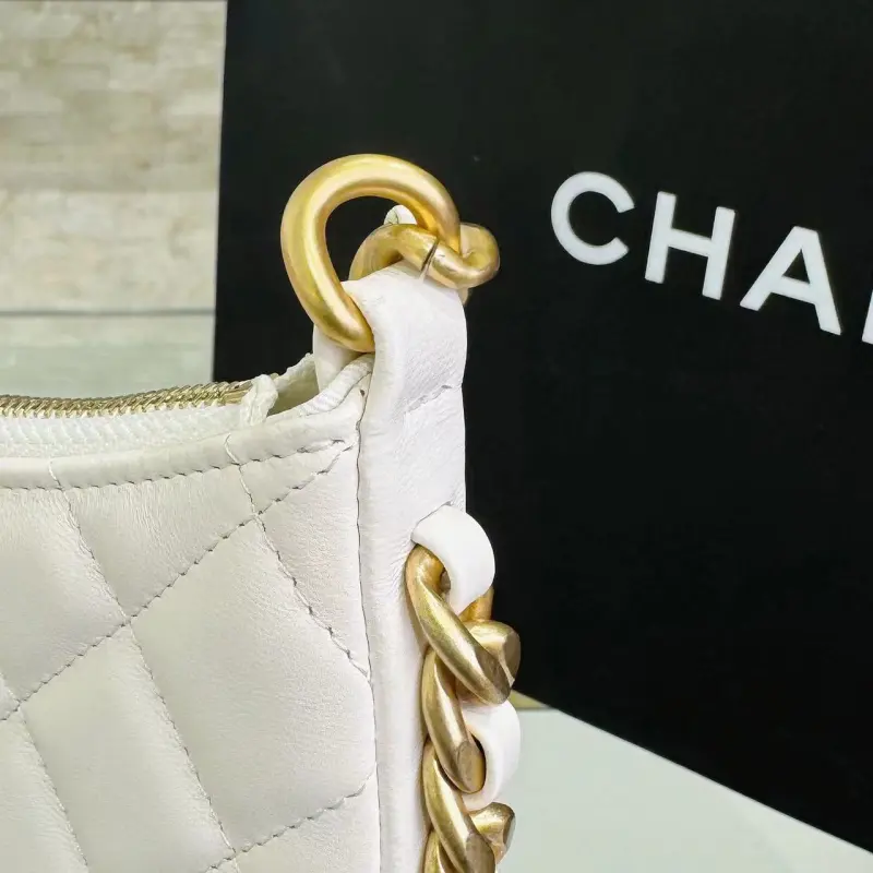 23B Single Chain Underarm CM 1 High Quality Bags - Image 6